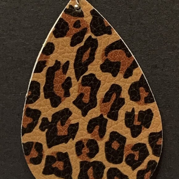 Leopard Print Earring, Leopard Earring, Animal Print Jewelry, Gift Idea, Safari - Picture 5 of 5